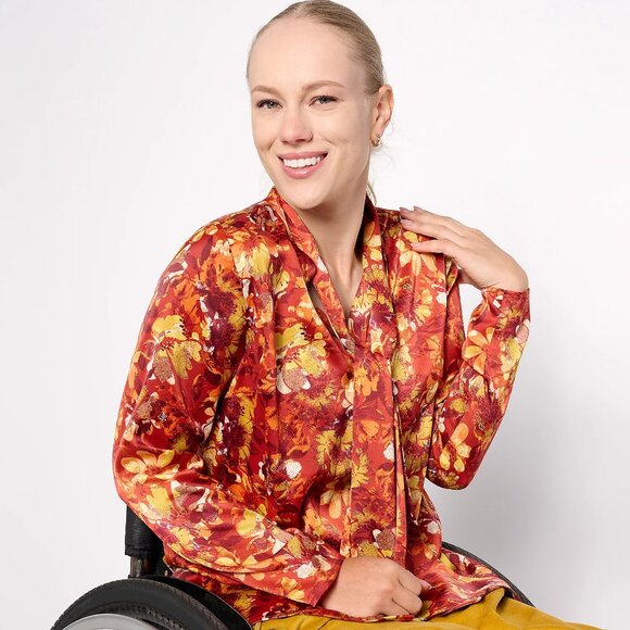 Brand New with tag QVC blouse with a tye bow Size 2X - Picture 4 of 6